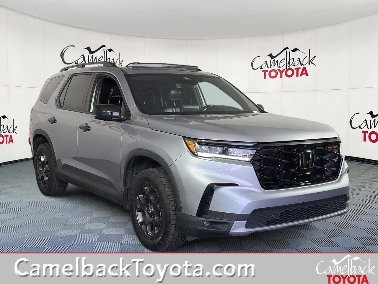 2024 Honda Pilot TrailSport AWD's photo