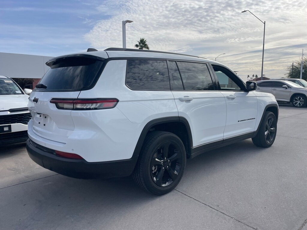 Used 2023 Jeep Grand Cherokee L Altitude SUV