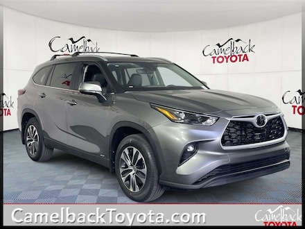 2026 Toyota Highlander Hybrid XLE SUV