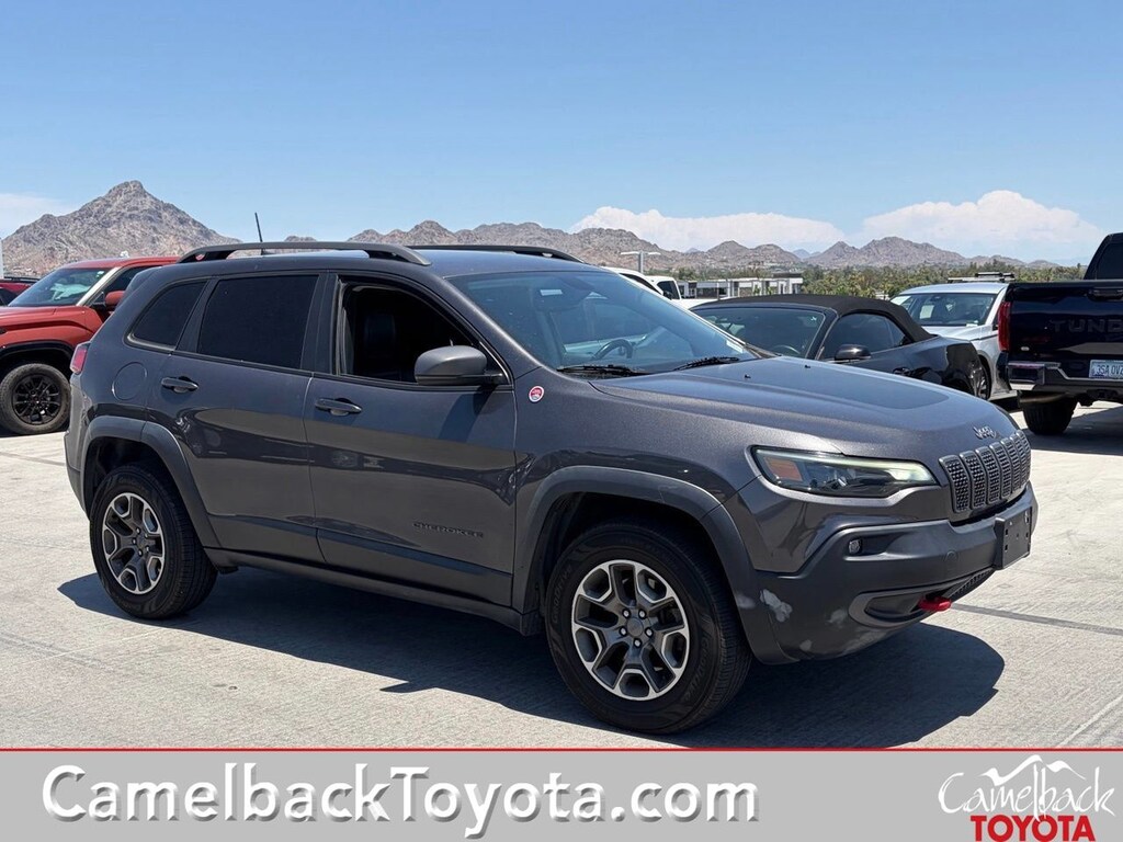 Used 2020 Jeep Cherokee Trailhawk SUV