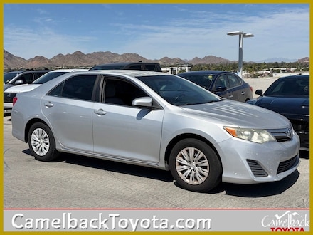 2014 Toyota Camry LE Sedan