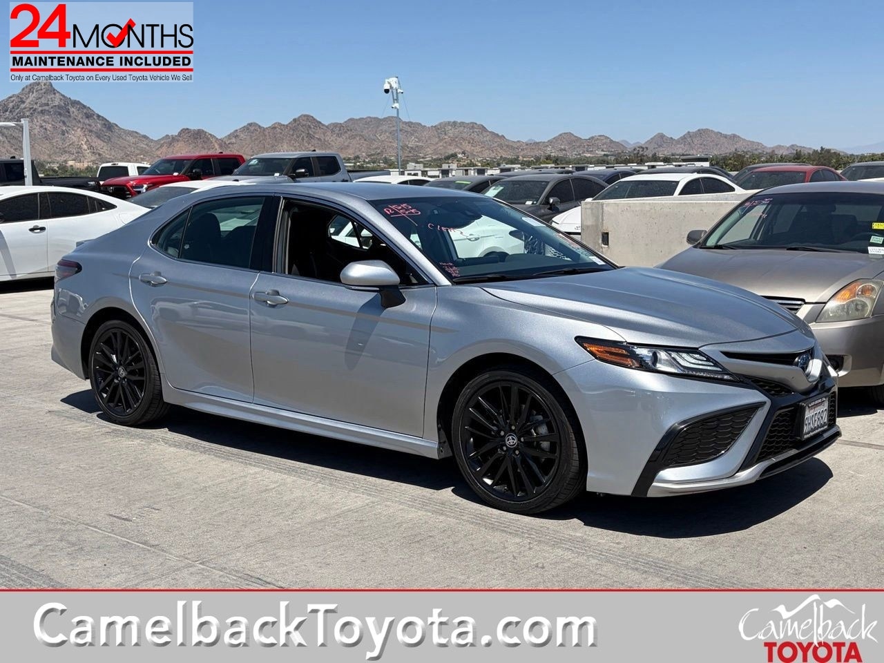 2024 Toyota Camry XSE Hybrid's photo