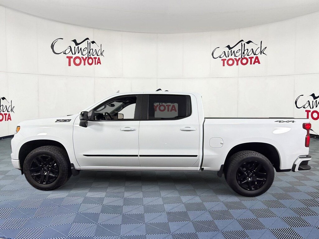 Used 2025 Chevrolet