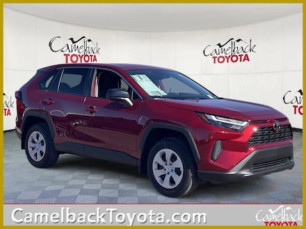 2025 Toyota RAV4 LE SUV