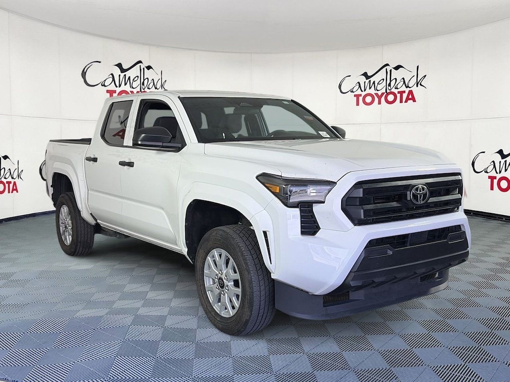 Used 2025 Toyota Tacoma SR Truck Double Cab
