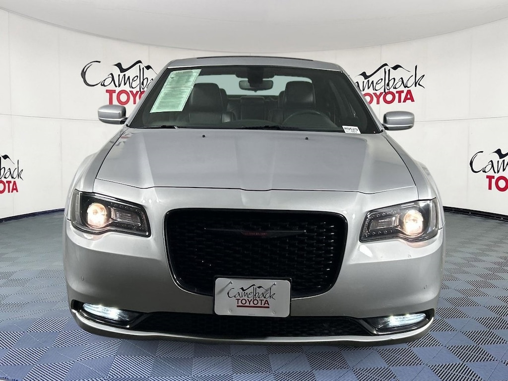 Used 2023 Chrysler