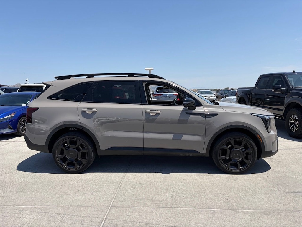 Used 2025 Kia