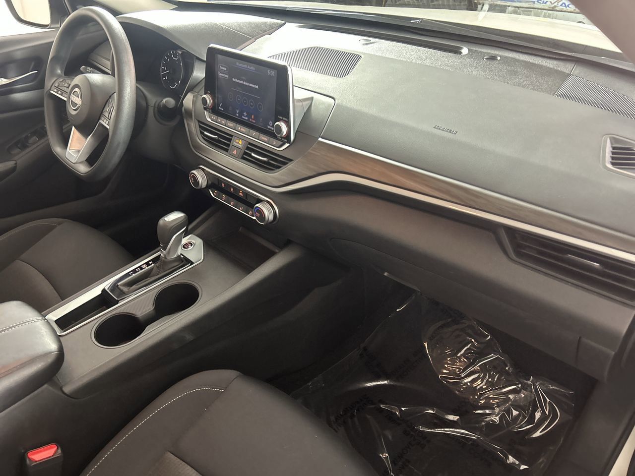 2025 Nissan Altima SV - Photo 26