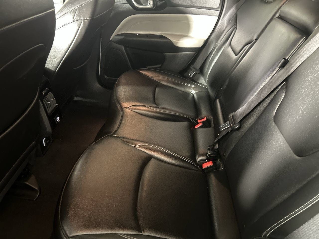 2025 Jeep Compass Limited - Photo 24