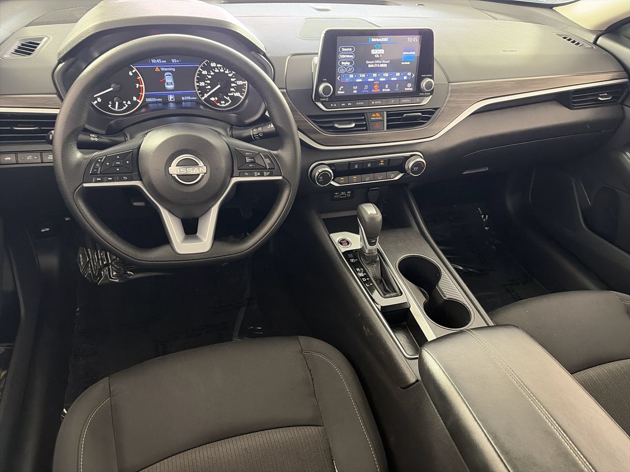 2025 Nissan Altima SV - Photo 20