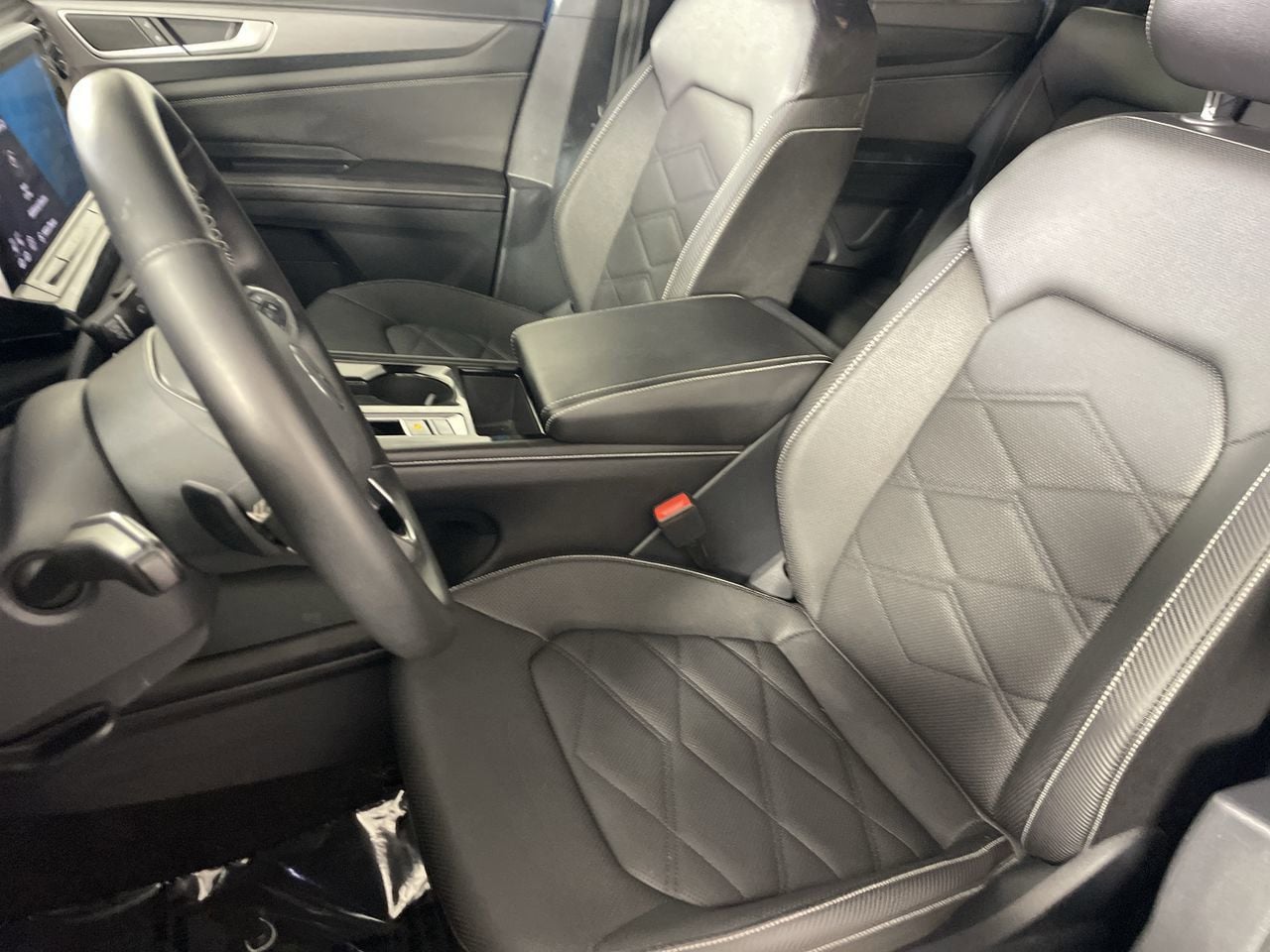 2025 Volkswagen Atlas Cross Sport SE w/Tech - Photo 19