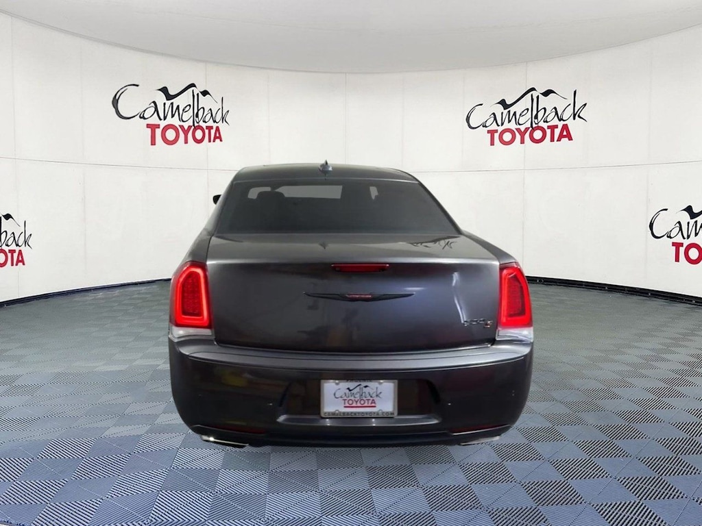 Used 2021 Chrysler