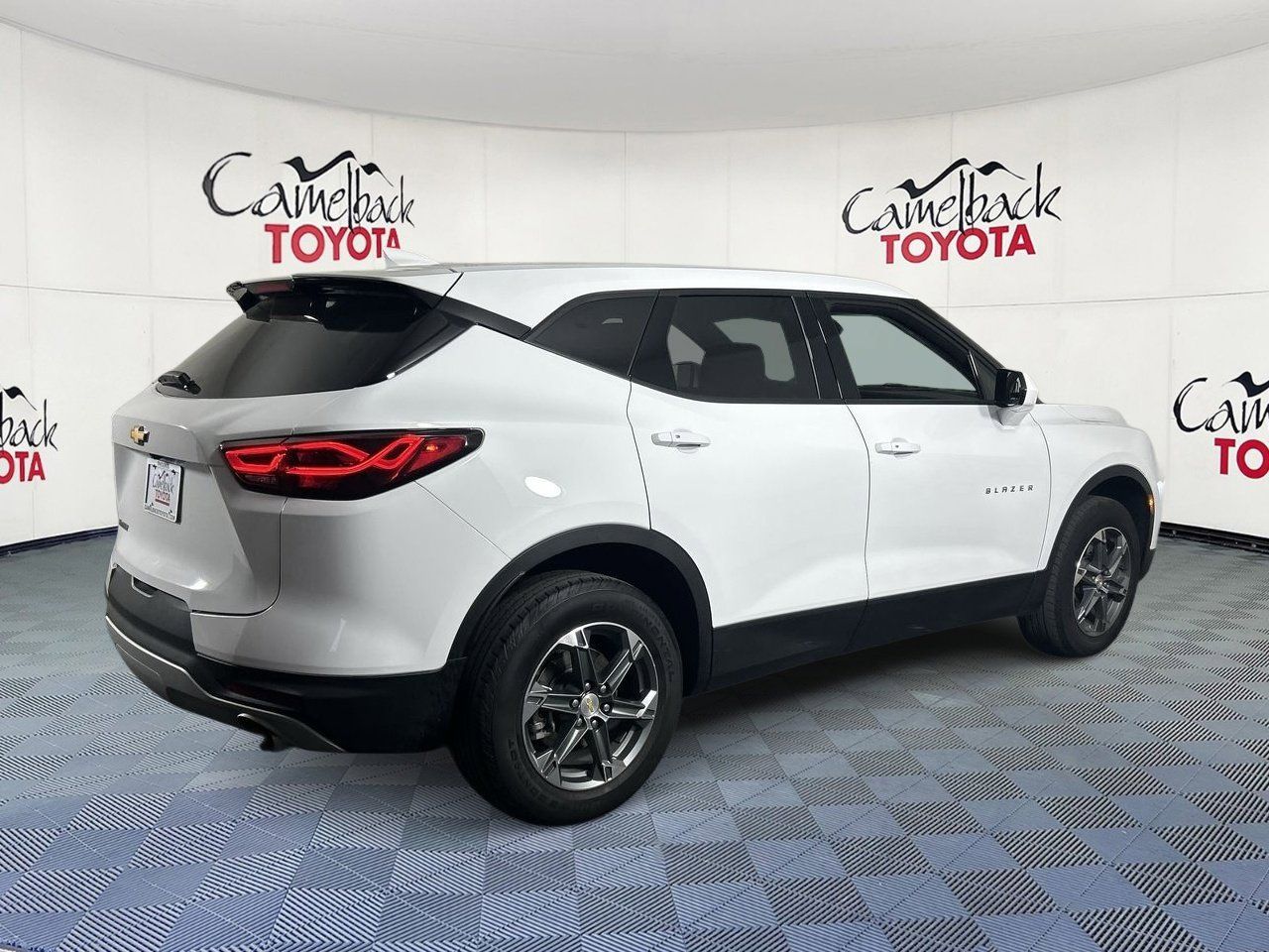 2025 Chevrolet Blazer 2LT - Photo 7