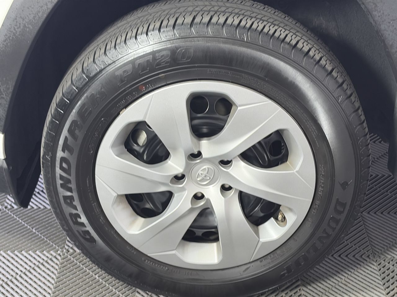 Photo 10