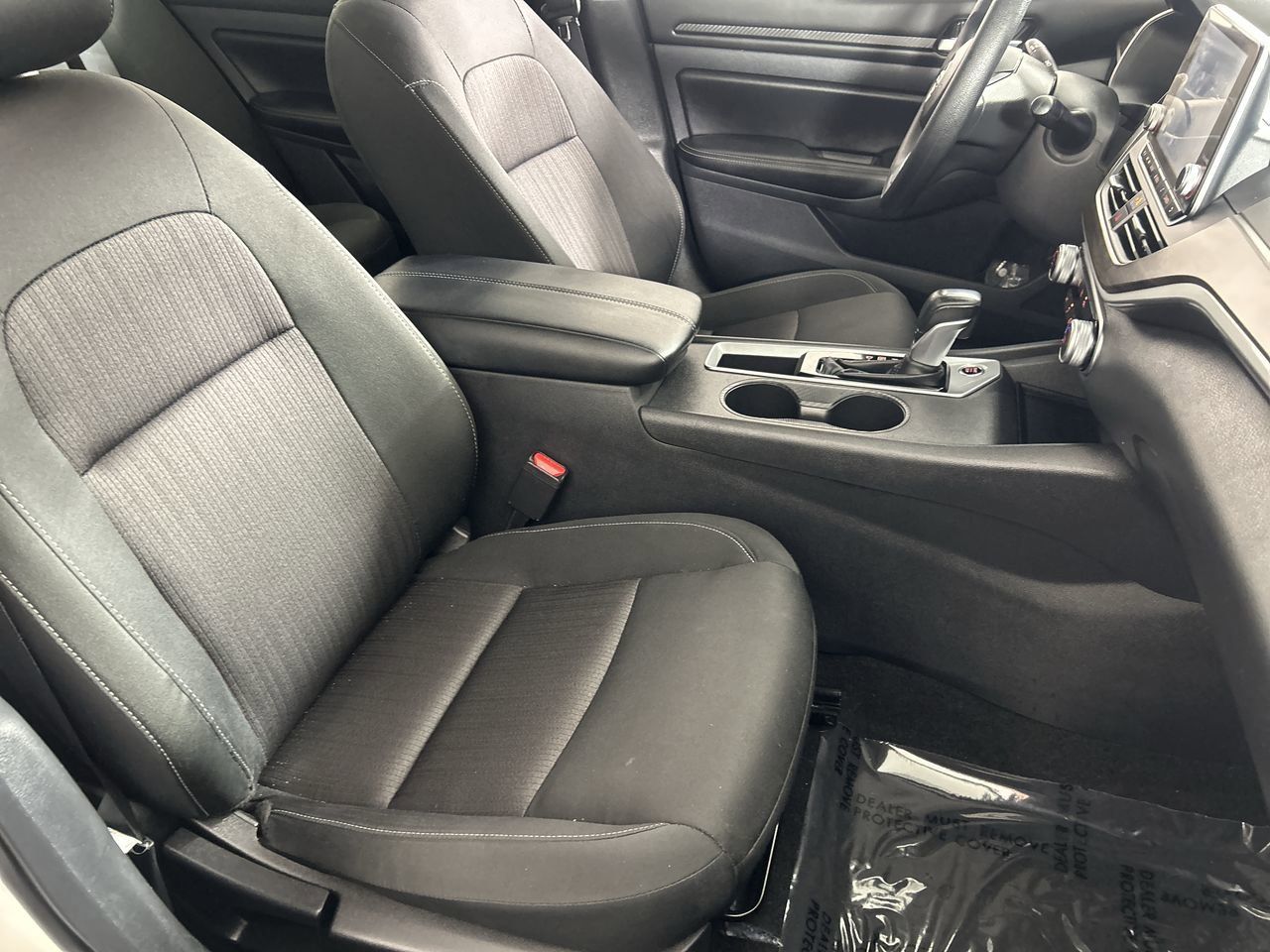 2025 Nissan Altima SV - Photo 25