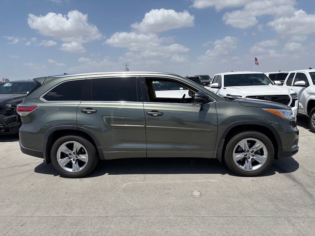 Used 2014 Toyota Highlander Limited Platinum V6 SUV