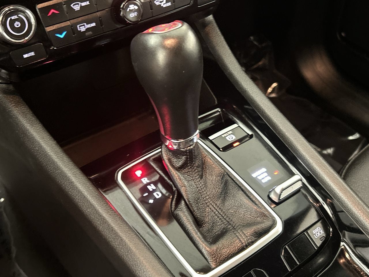 2025 Jeep Compass Limited - Photo 16