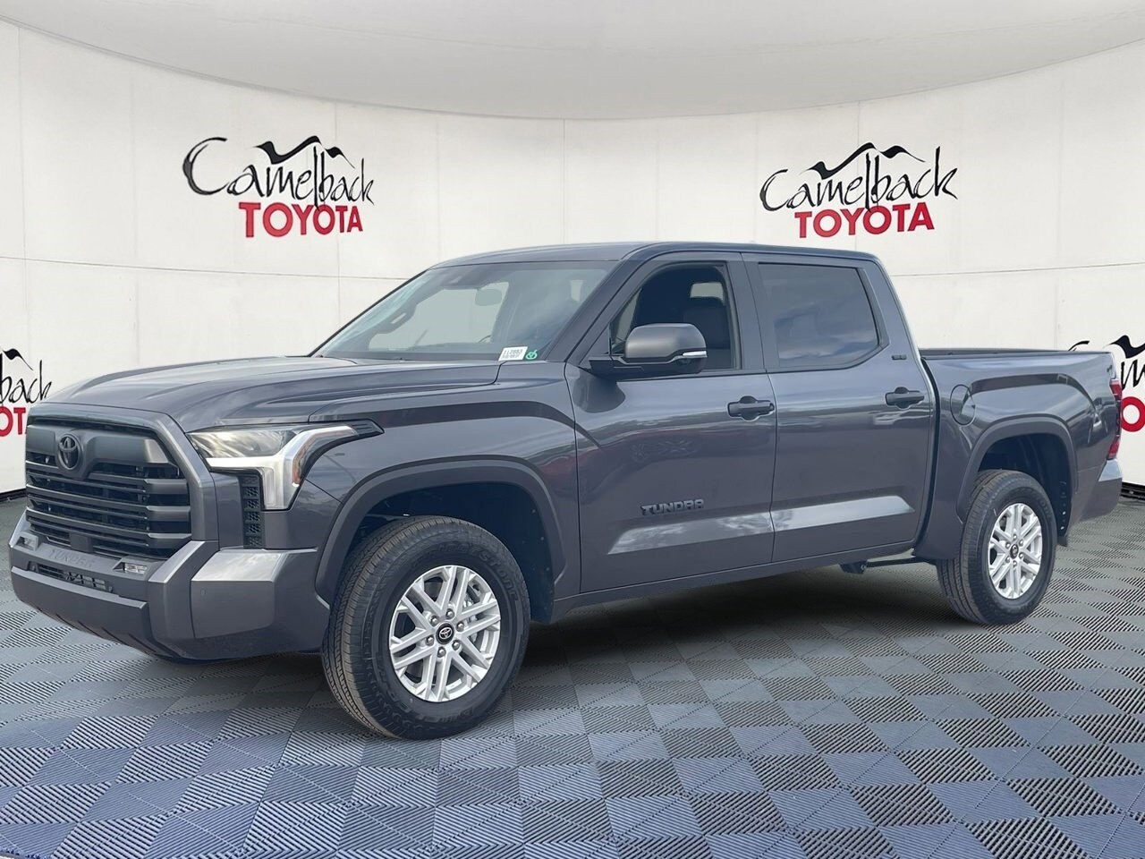 2026 Toyota Tundra SR5 CrewMax photo 2