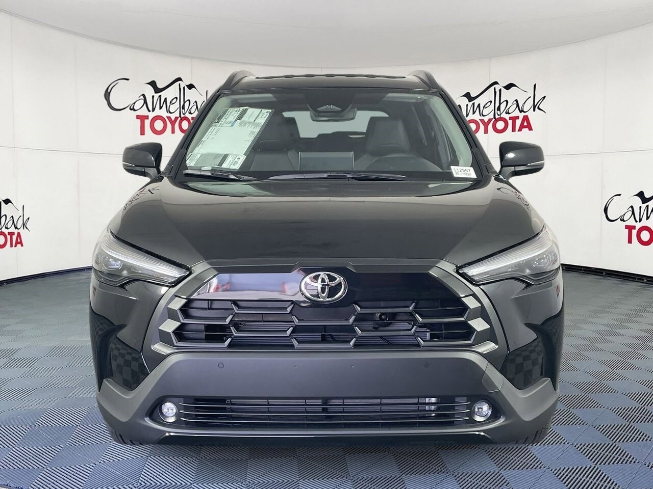 2026 Toyota Corolla Cross XLE photo 2