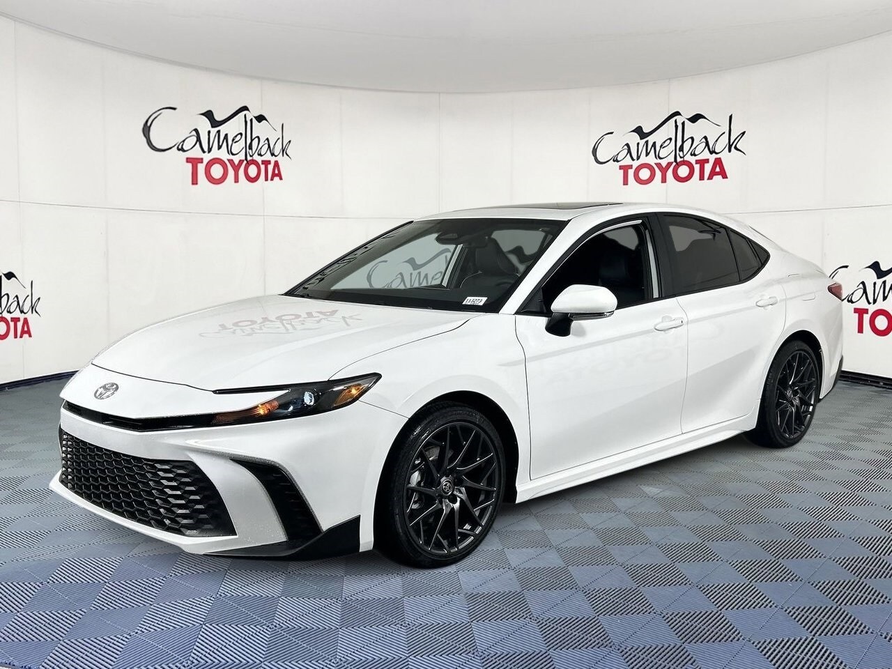 2026 Toyota Camry SE photo 2