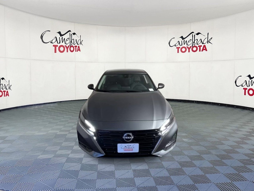 Used 2025 Nissan