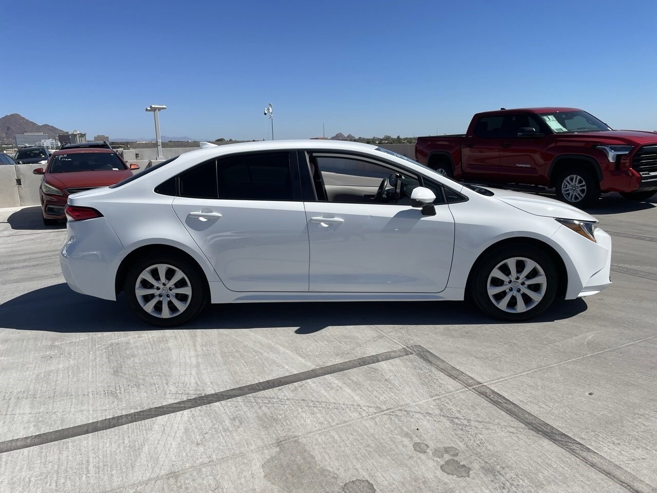 2024 Toyota Corolla LE photo 3