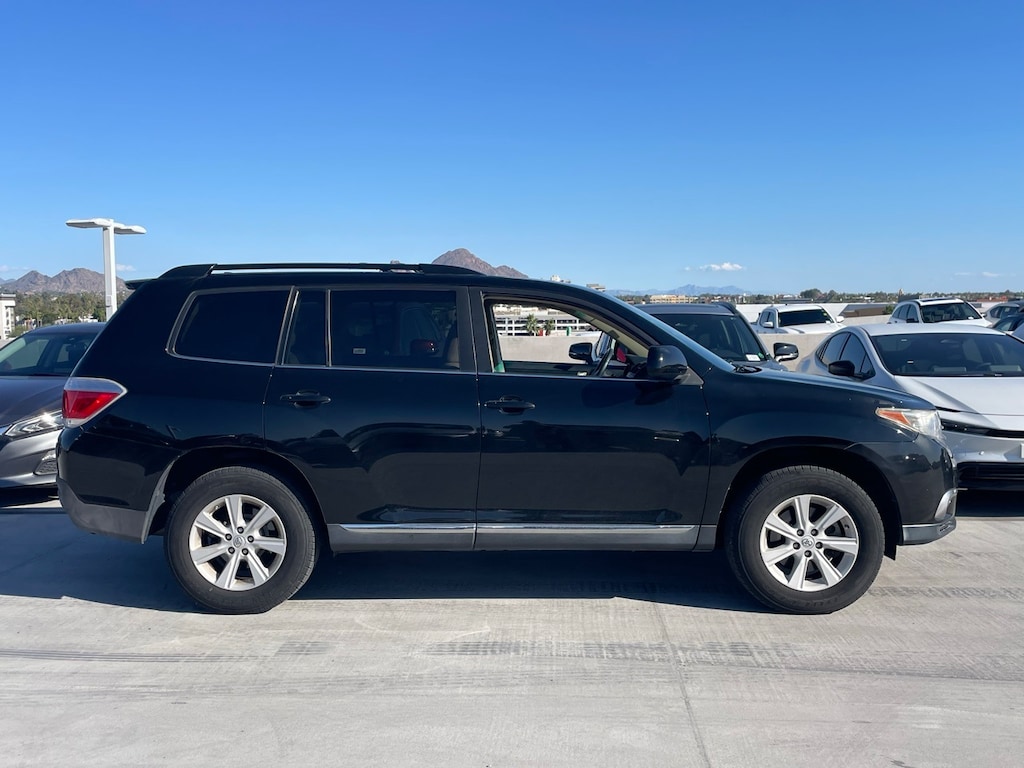 Used 2012 Toyota Highlander SE SUV