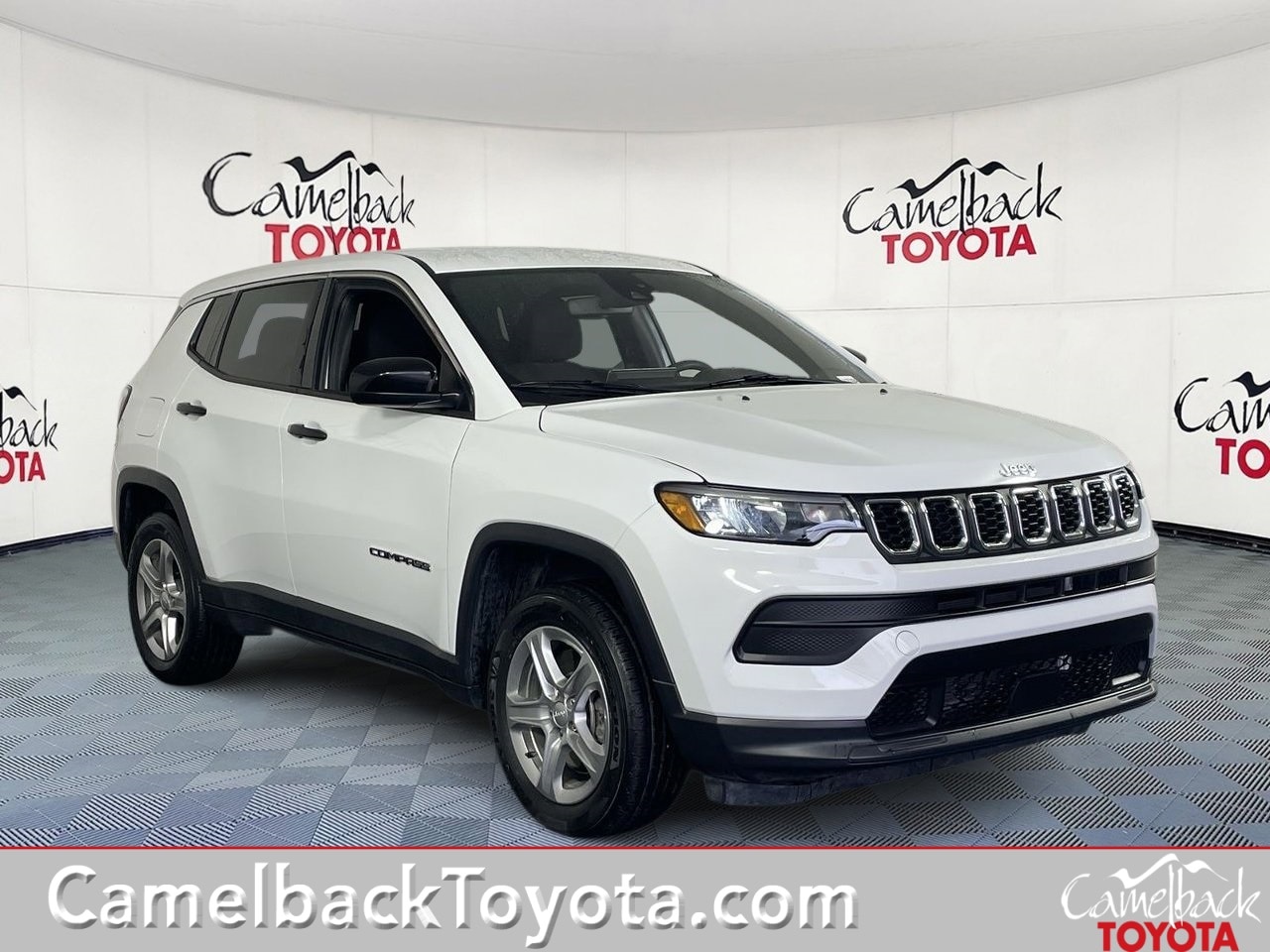2024 Jeep Compass Sport's photo