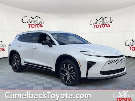 2025 Toyota Crown Signia XLE SUV