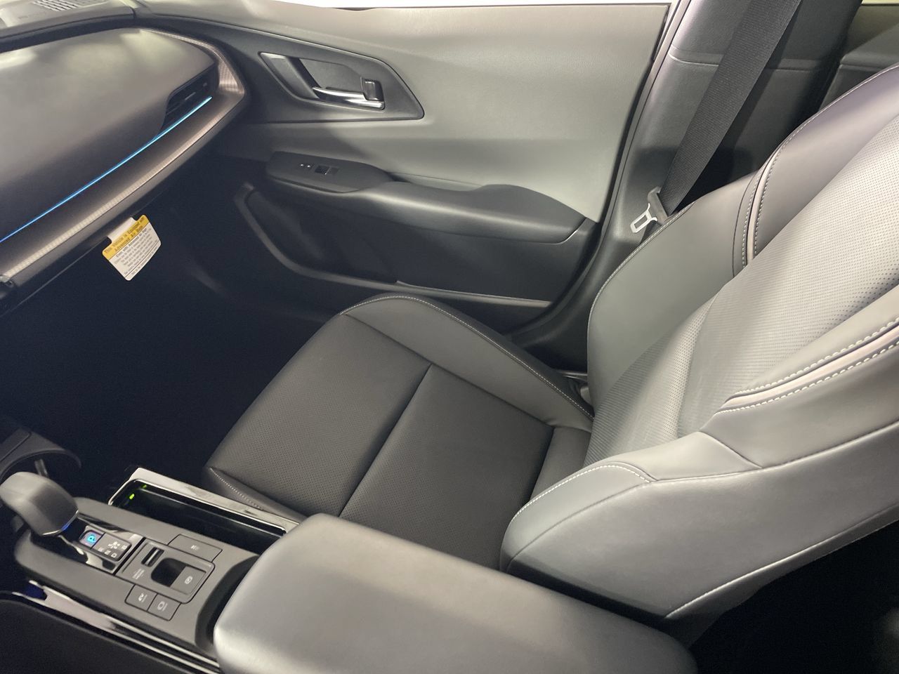 2026 Toyota Prius Limited - Photo 21