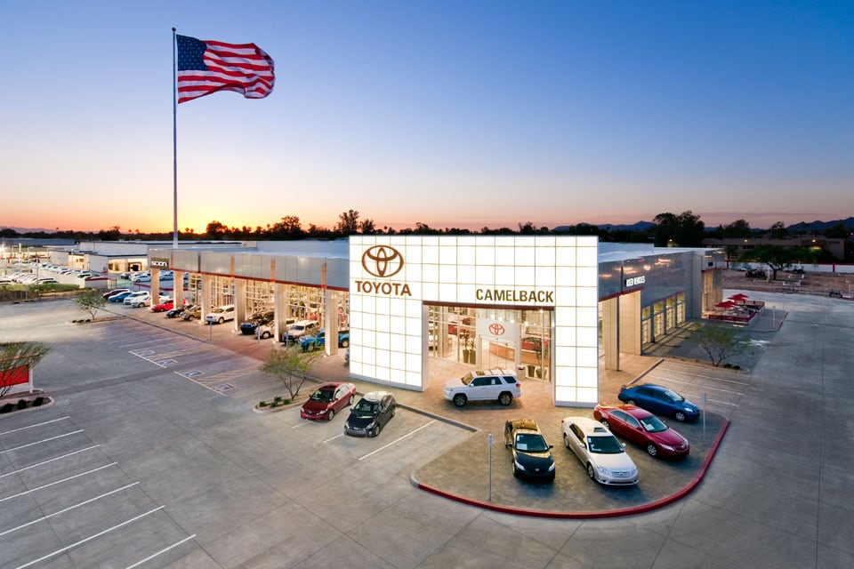 Camelback Toyota Dealership