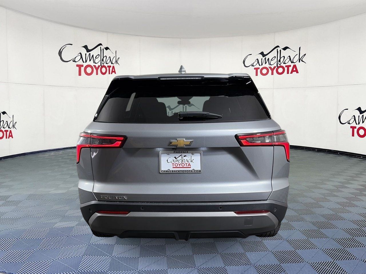 2025 Chevrolet Equinox LT - Photo 6