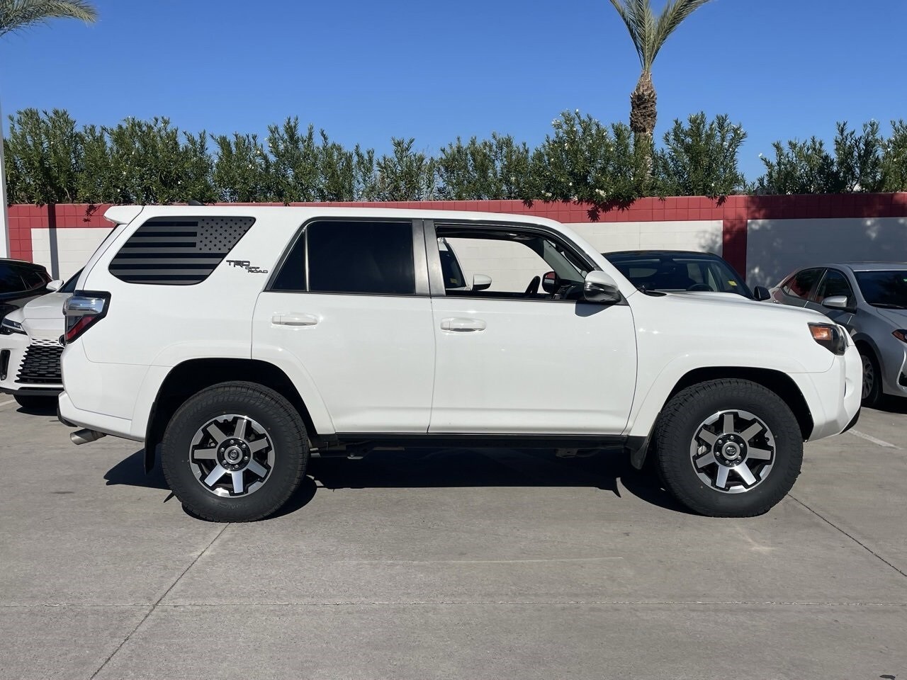 2022 Toyota 4Runner TRD Off-Road Premium photo 3