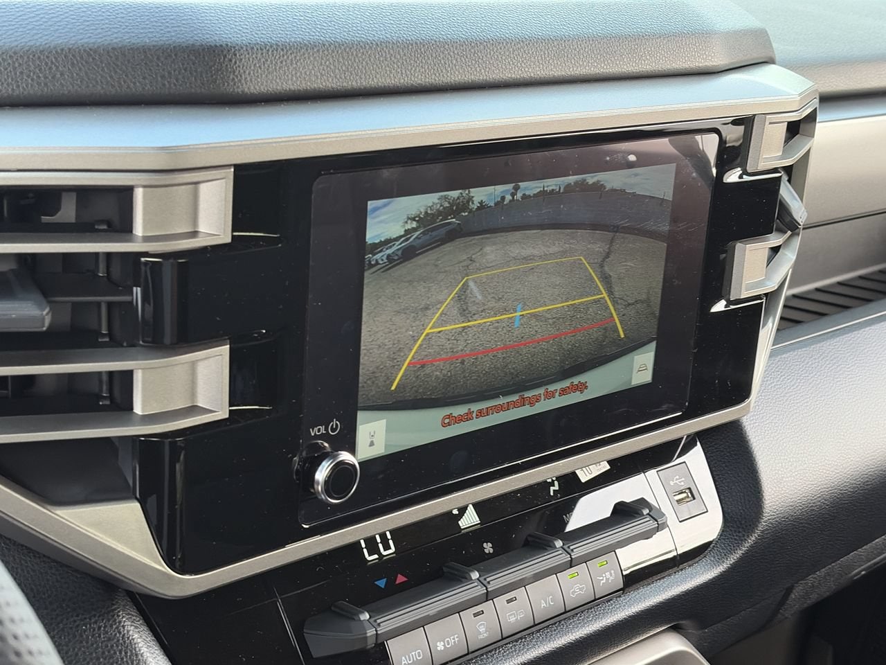 2026 Toyota Tundra SR5 - Photo 15