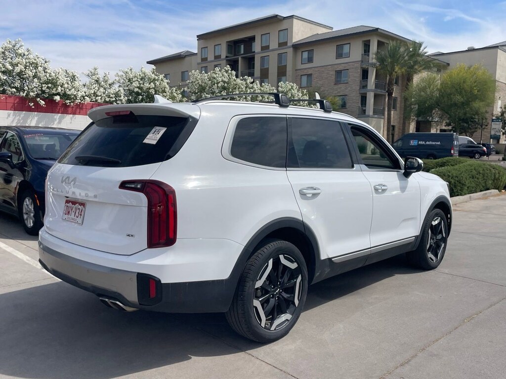 Used 2025 Kia Telluride S SUV