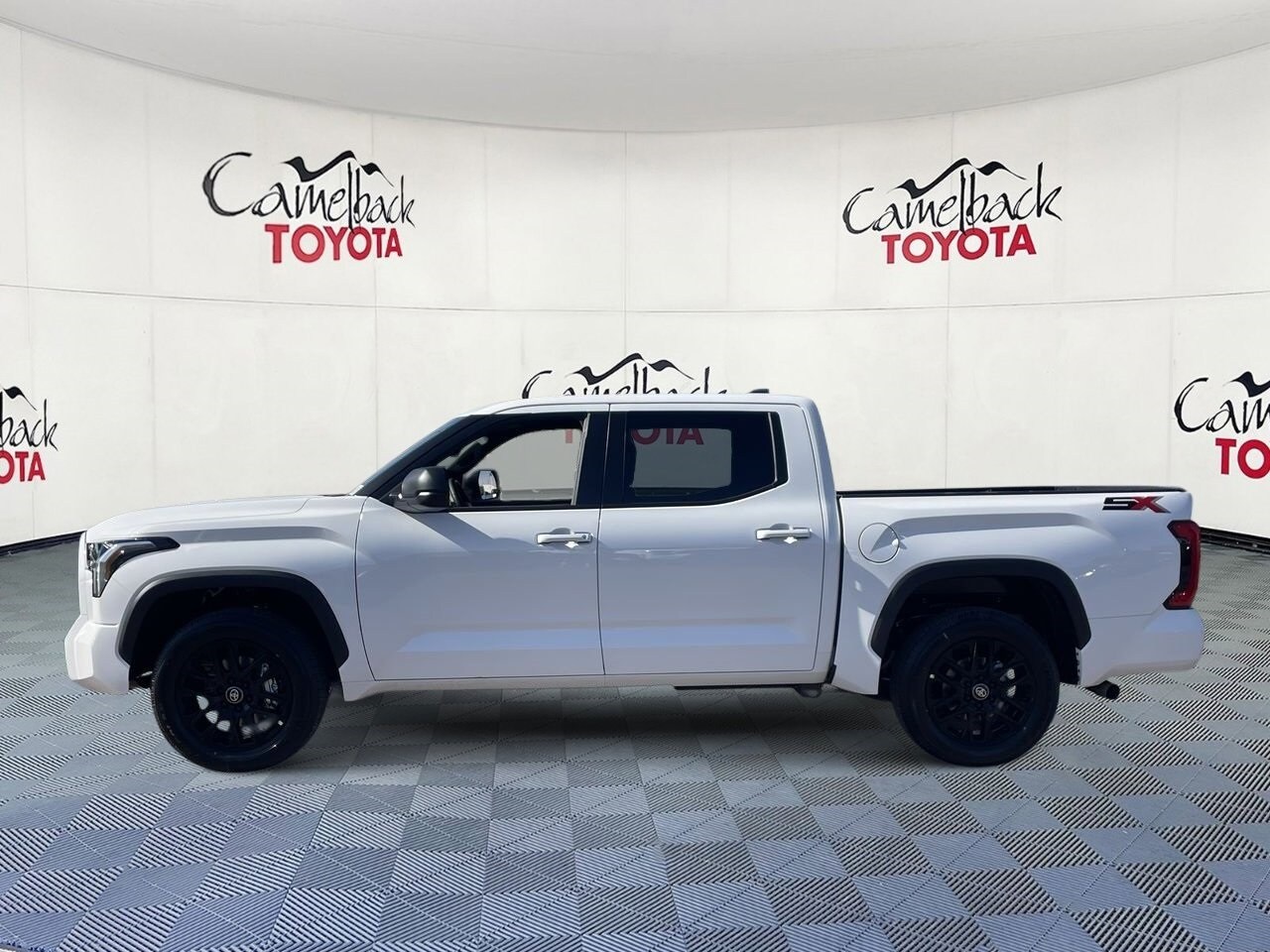 2026 Toyota Tundra SR5 CrewMax photo 4
