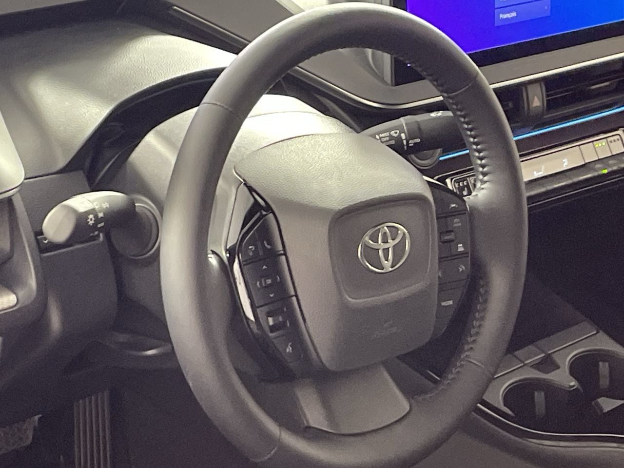 2026 Toyota Prius Limited - Photo 13