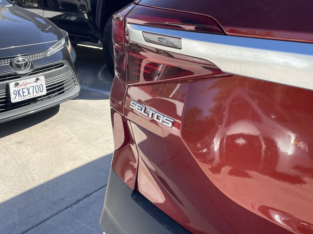 2023 Kia Seltos S photo 4