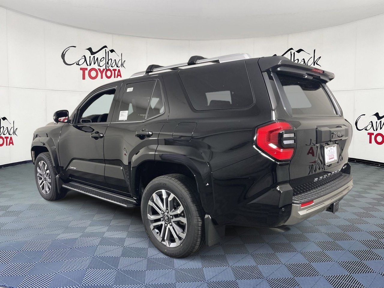 View vehicle photo 5