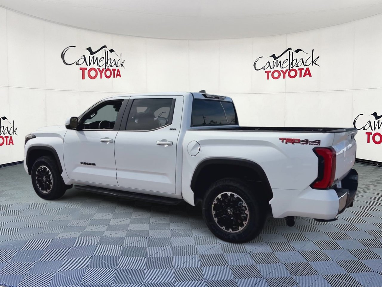 2026 Toyota Tundra SR5 - Photo 9