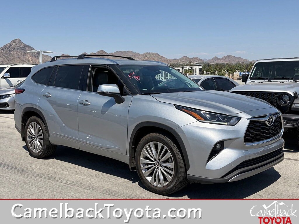 Used 2022 Toyota Highlander Platinum SUV