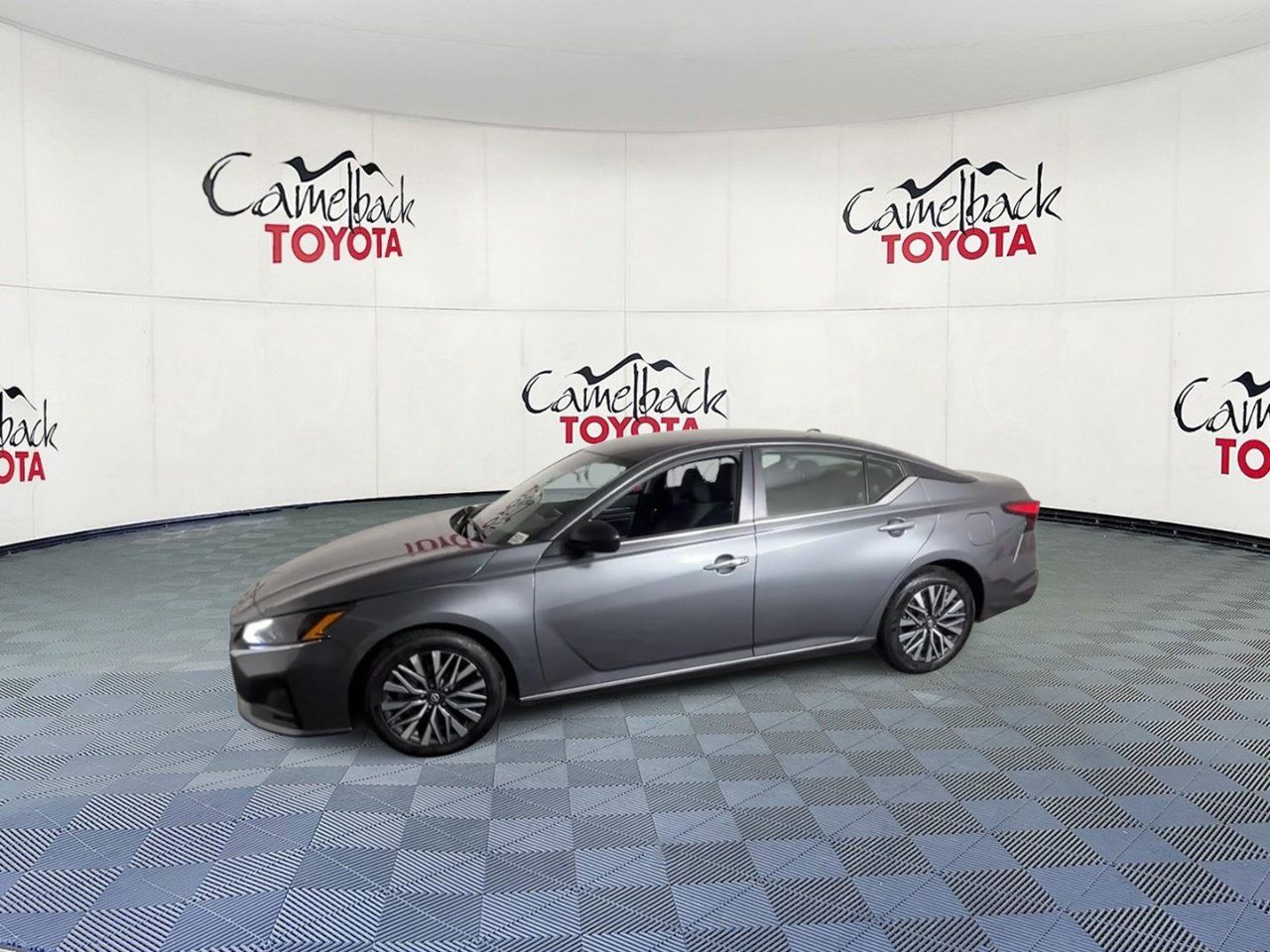 2025 Nissan Altima SV - Photo 7