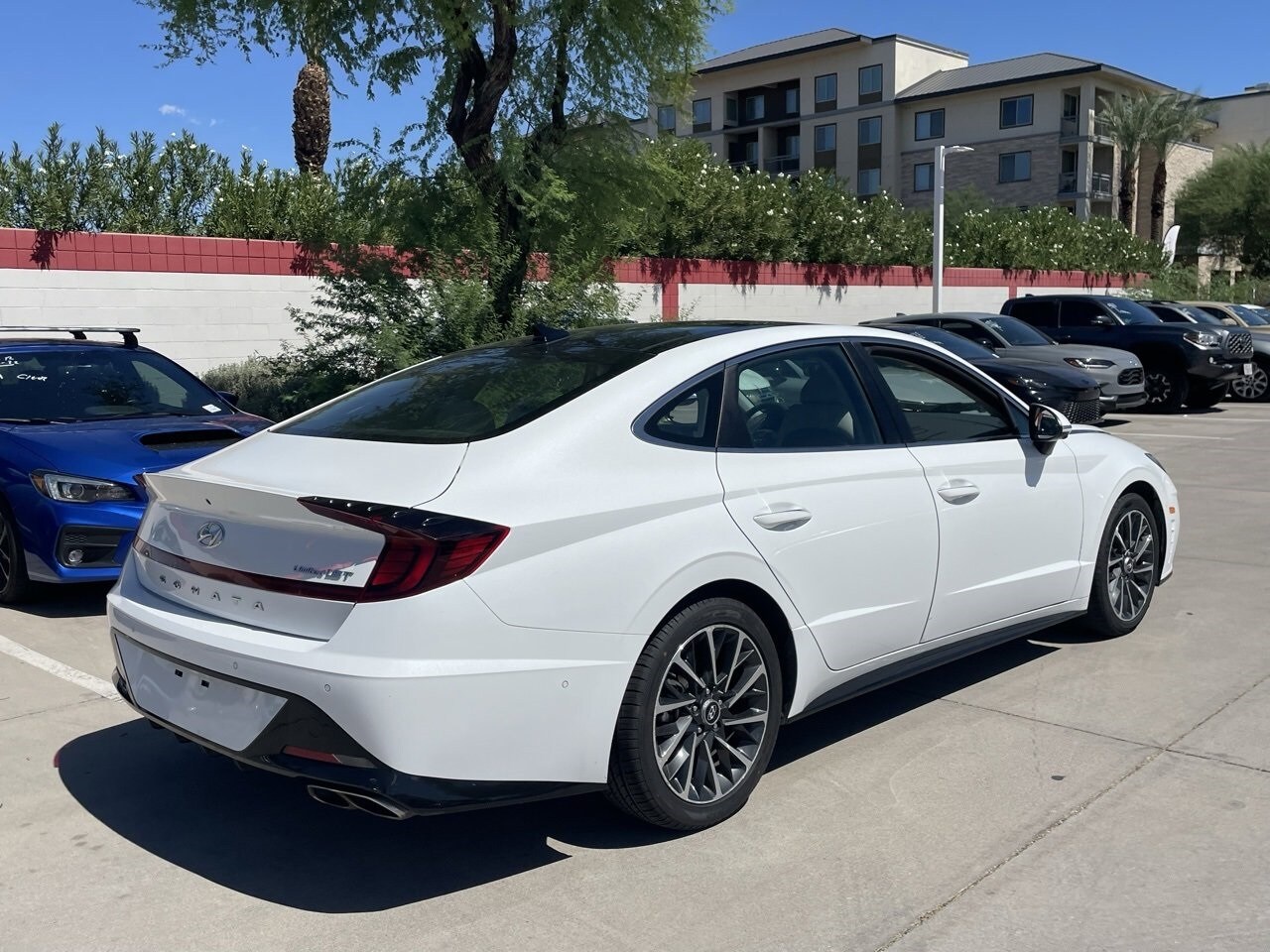 2023 Hyundai Sonata Limited photo 2