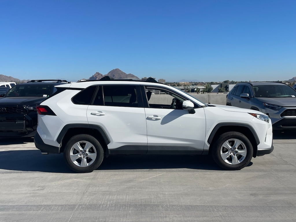 Used 2021 Toyota RAV4 XLE SUV