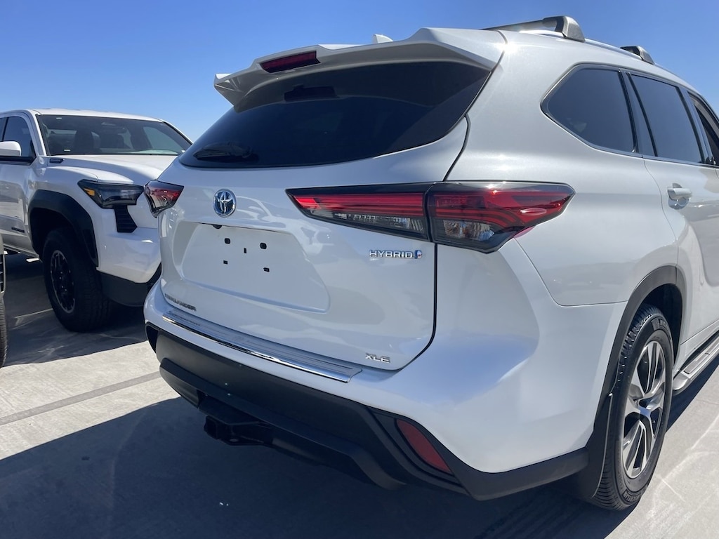 Certified 2020 Toyota Highlander Hybrid XLE SUV