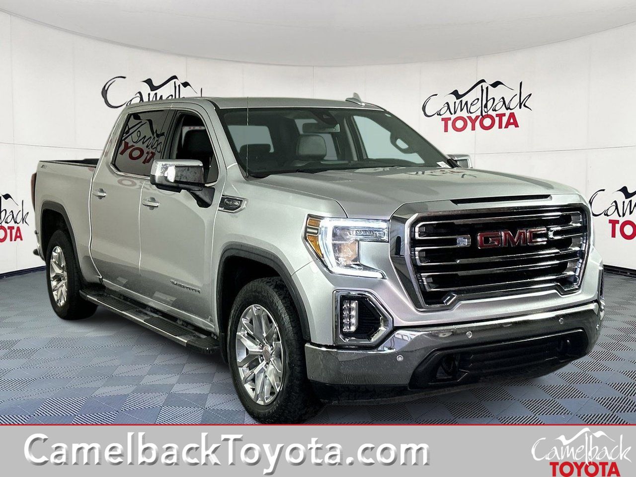 2021 GMC Sierra 4WD Crew Cab Short Box SLT's photo