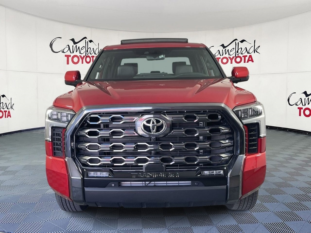 2026 Toyota Tundra Platinum photo 2