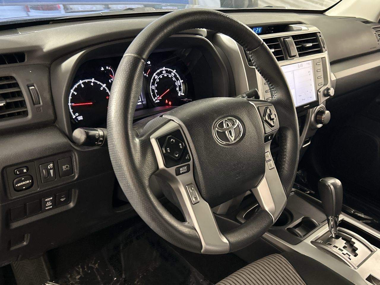 2023 Toyota 4Runner SR5 - Photo 14
