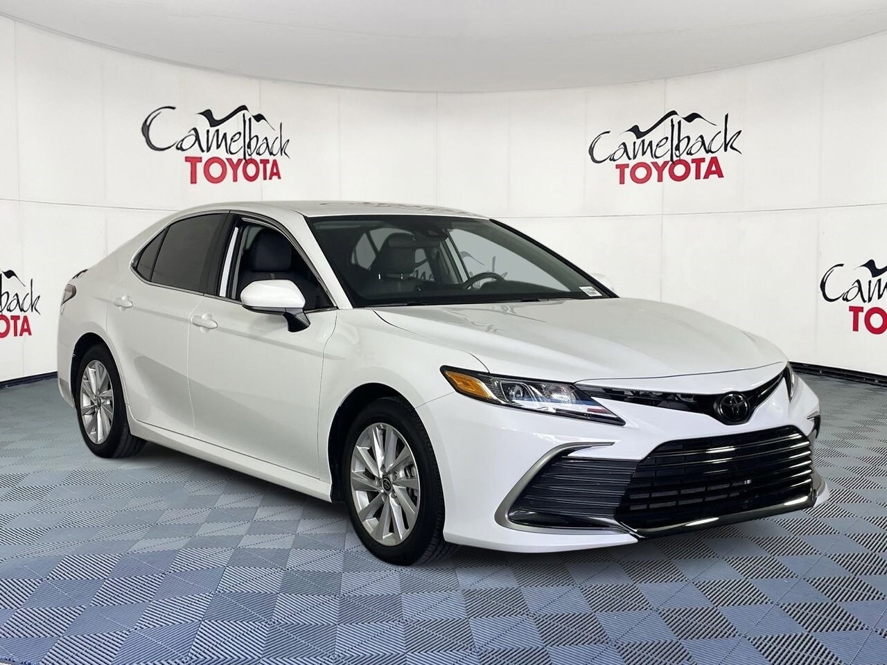 2024 Toyota Camry LE photo 2