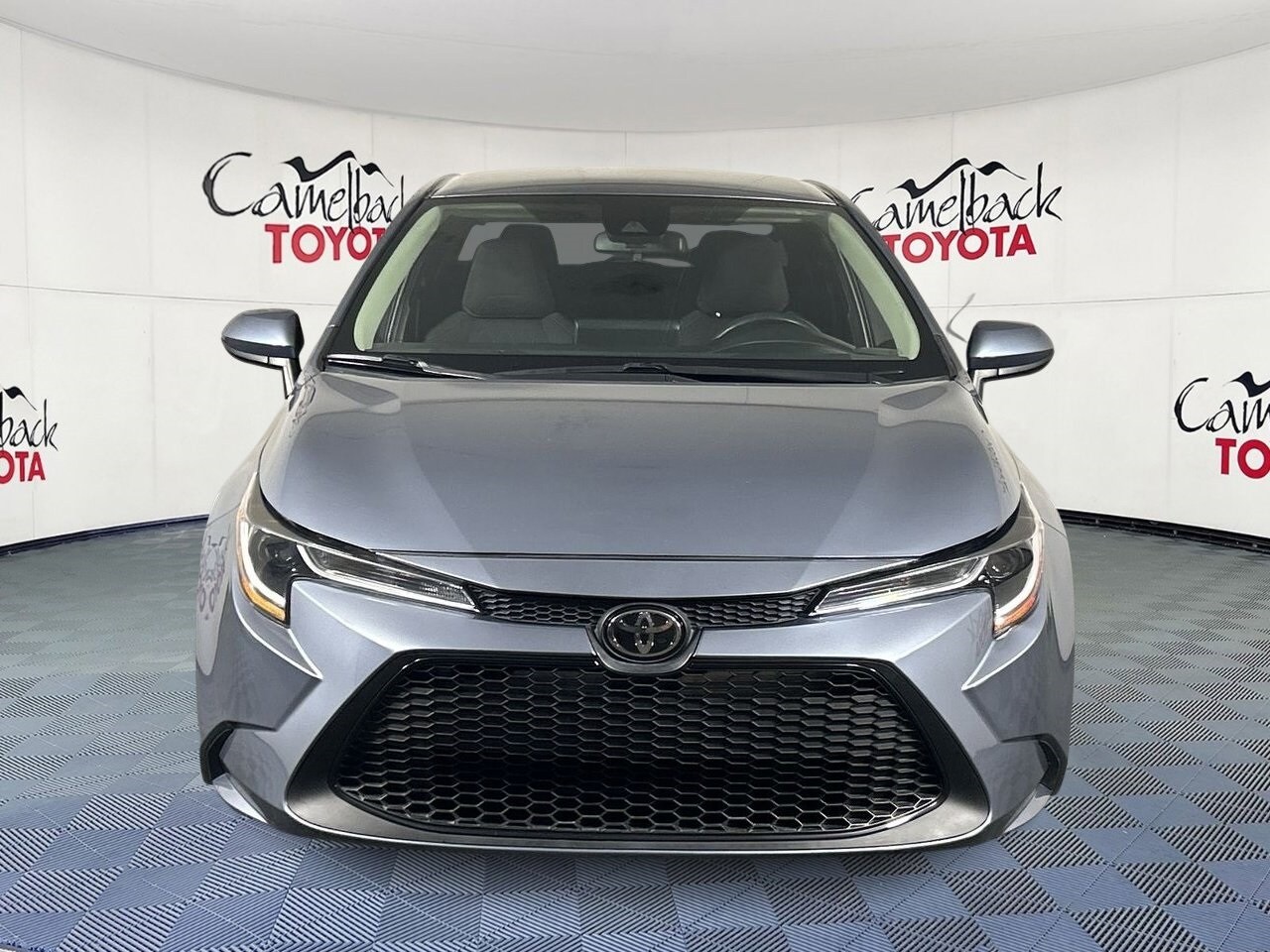2022 Toyota Corolla LE photo 3